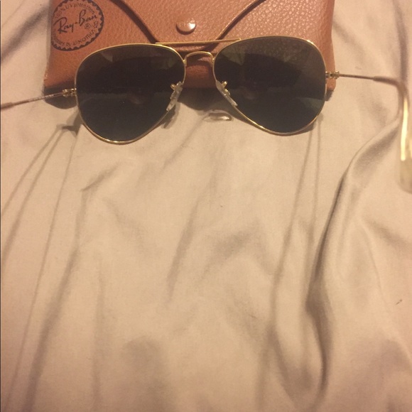 Men’s Ray Ban Aviators - Picture 3 of 3